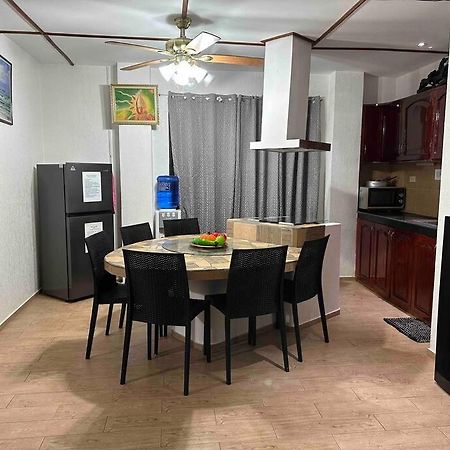 Alona Park Residence - 3 Bedroom Apartment- Alex And Jesa Unit Panglao Luaran gambar