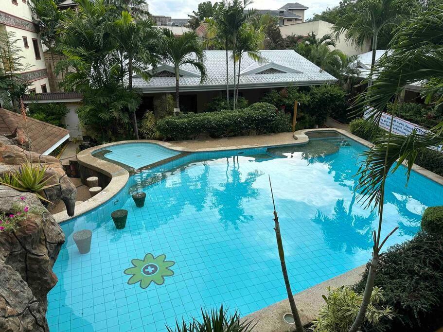 Alona Park Residence - 3 Bedroom Apartment- Alex And Jesa Unit Panglao Luaran gambar